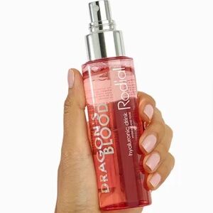 🔥Rodial Dragon's Blood Hyaluronic Tonic